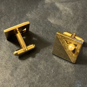 Vintage men/women Cufflinks!
